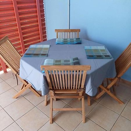 Appartement F2 Avec Piscine Saint-André Dış mekan fotoğraf