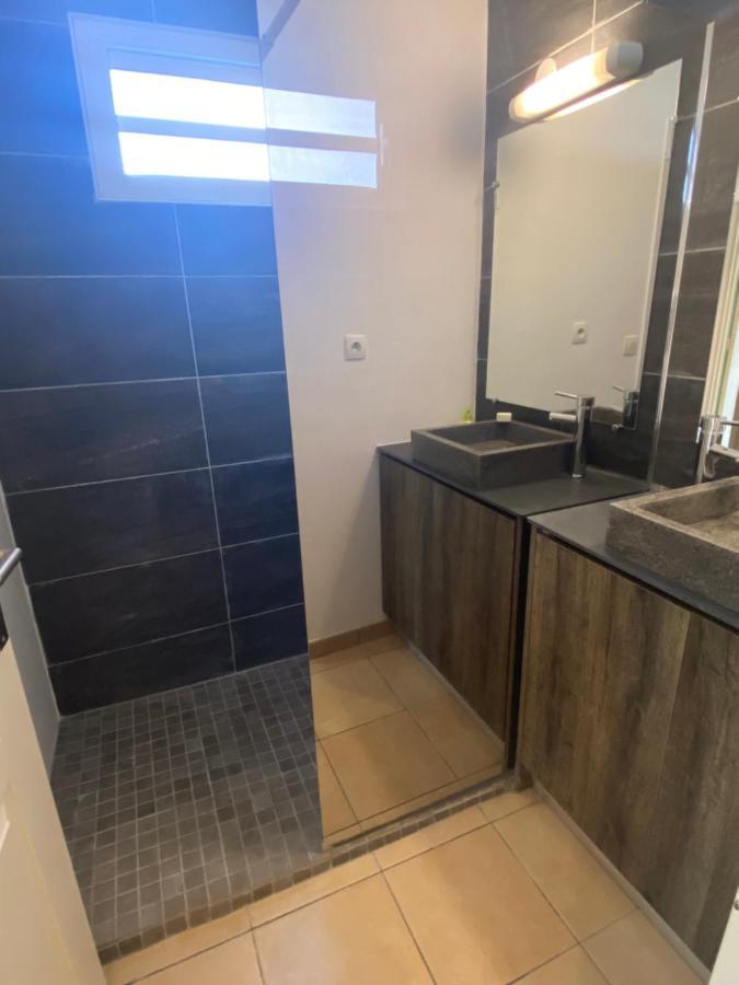 Appartement F2 Avec Piscine Saint-André Dış mekan fotoğraf
