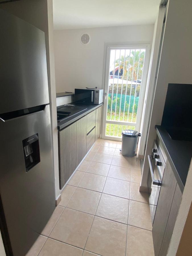 Appartement F2 Avec Piscine Saint-André Dış mekan fotoğraf