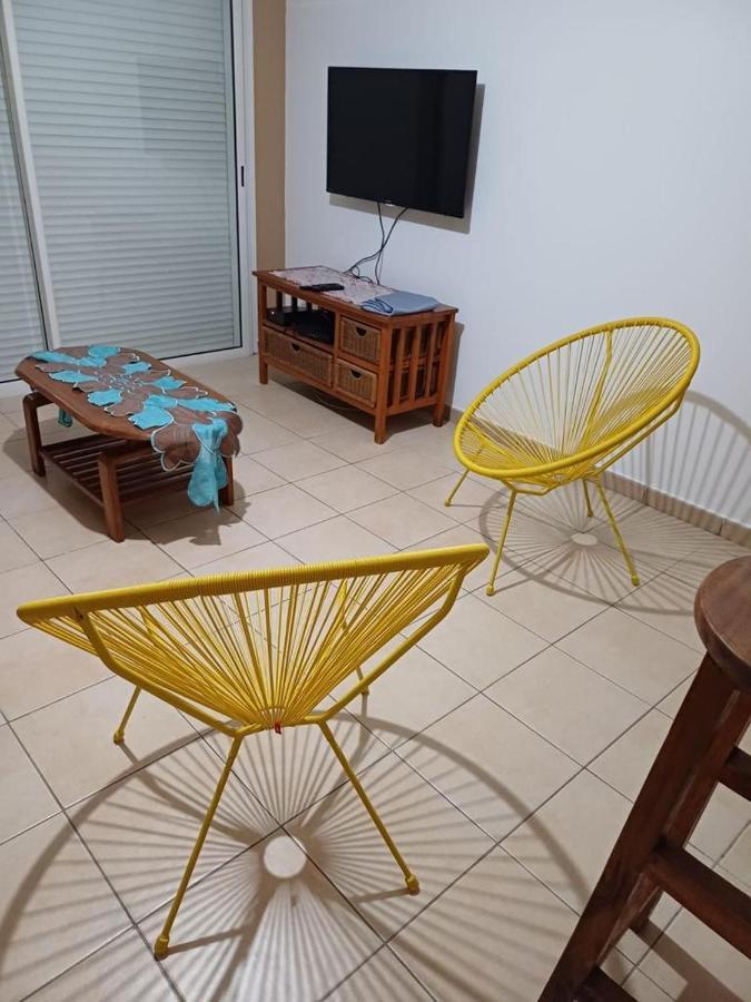 Appartement F2 Avec Piscine Saint-André Dış mekan fotoğraf