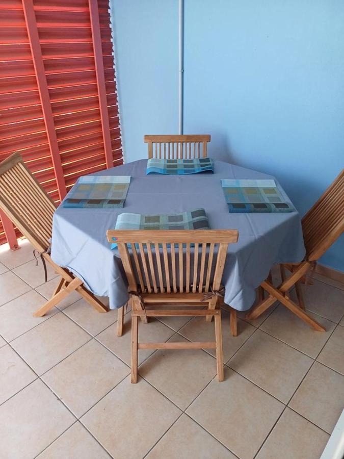 Appartement F2 Avec Piscine Saint-André Dış mekan fotoğraf